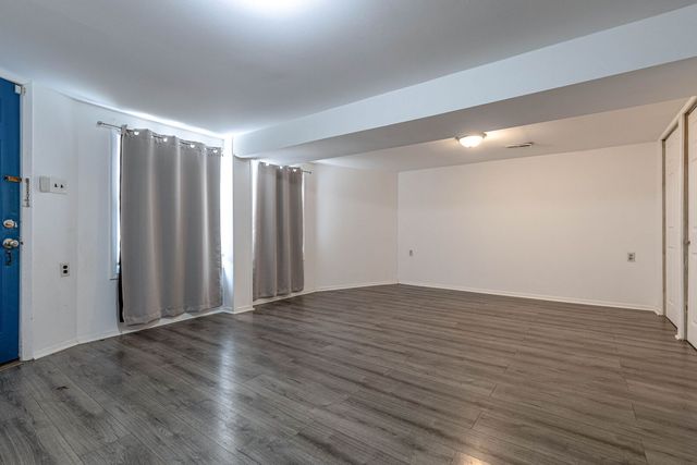 7408 W ADDISON Street 2, Chicago, IL 60634