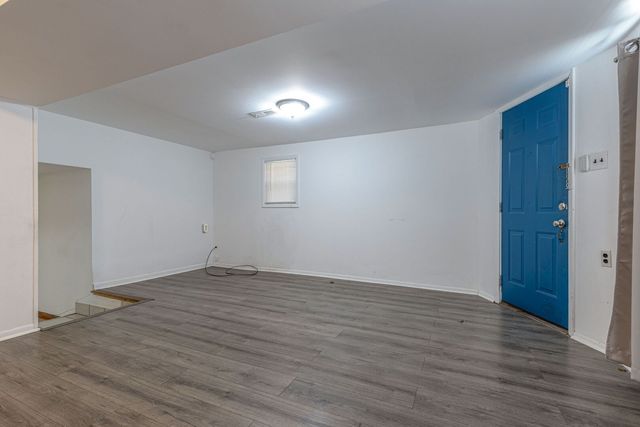 7408 W ADDISON Street 2, Chicago, IL 60634