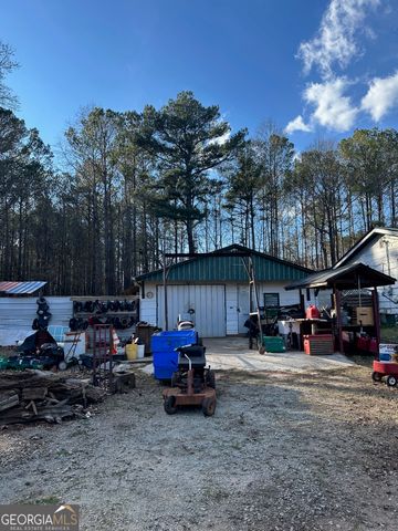 320 W Grantville Road, Grantville, GA 30220