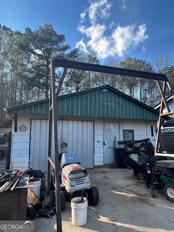 320 W Grantville Road, Grantville, GA 30220