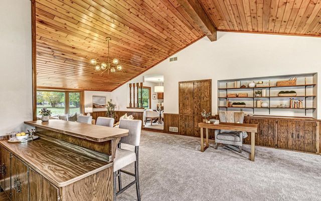 1858 Wayside DRIVE, Hartford, WI 53027