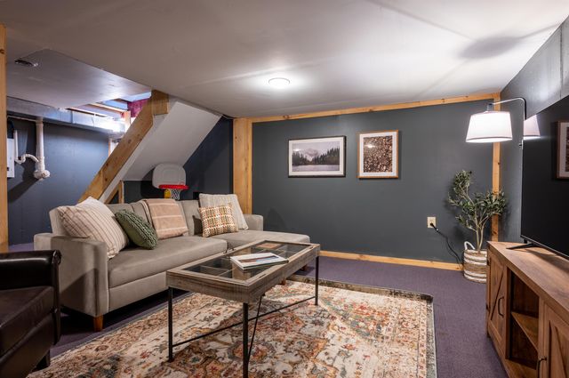 135 Pine River Path, Effingham, NH 03882