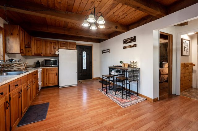 135 Pine River Path, Effingham, NH 03882