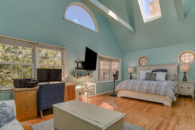 82 Inskip Avenue, Ocean Grove, NJ 07756