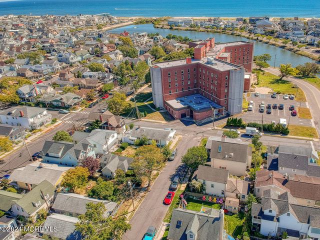 82 Inskip Avenue, Ocean Grove, NJ 07756