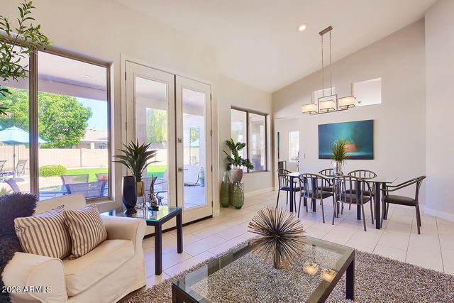 1792 W RAVEN Drive, Chandler, AZ 85286