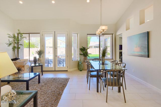 1792 W RAVEN Drive, Chandler, AZ 85286