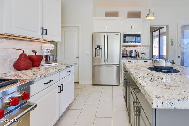 1792 W RAVEN Drive, Chandler, AZ 85286