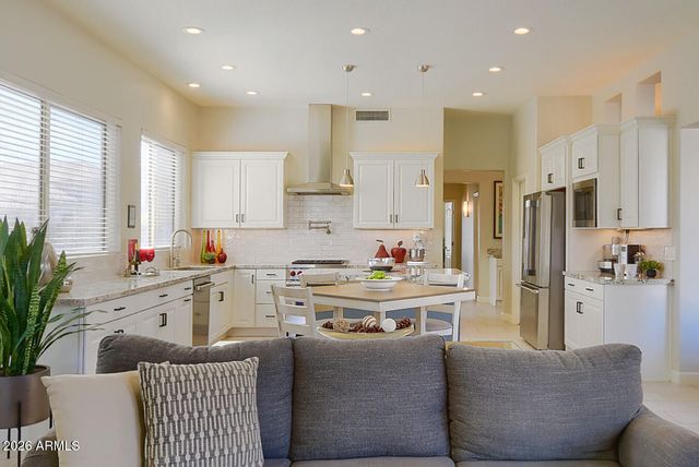 1792 W RAVEN Drive, Chandler, AZ 85286