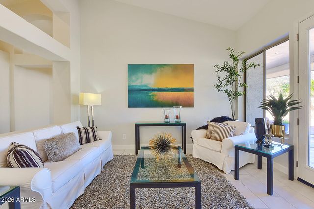 1792 W RAVEN Drive, Chandler, AZ 85286