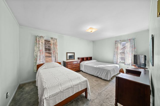 103 Willie Six Rd, Sewanee, TN 37375