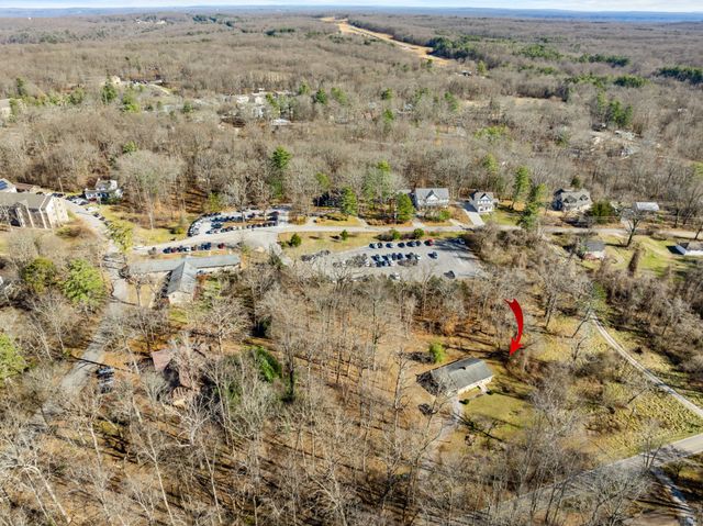 103 Willie Six Rd, Sewanee, TN 37375