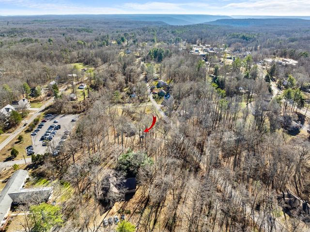 103 Willie Six Rd, Sewanee, TN 37375