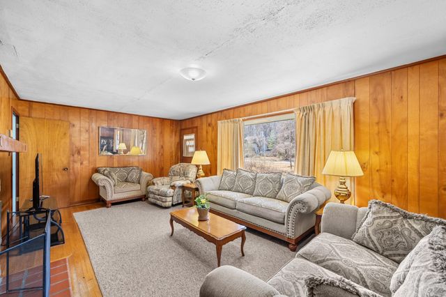 103 Willie Six Rd, Sewanee, TN 37375