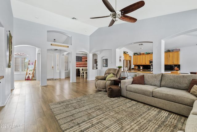 1748 E IRIS Drive, Chandler, AZ 85286