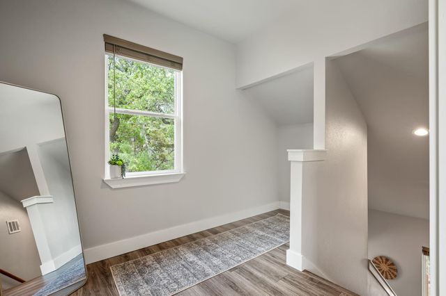 48 Wood Glen DR, Wimberley, TX 78676