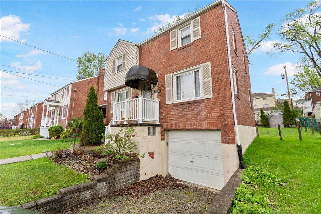 2050 Elmbrook Ln, Scott Twp, PA 15243