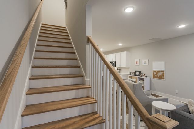 203 Thompson Park Dr, Nashville, TN 37211