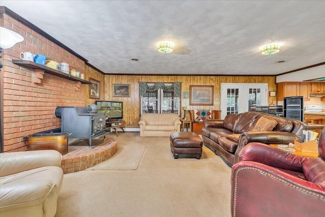 3878 Harborwood RD, Salem, VA 24153