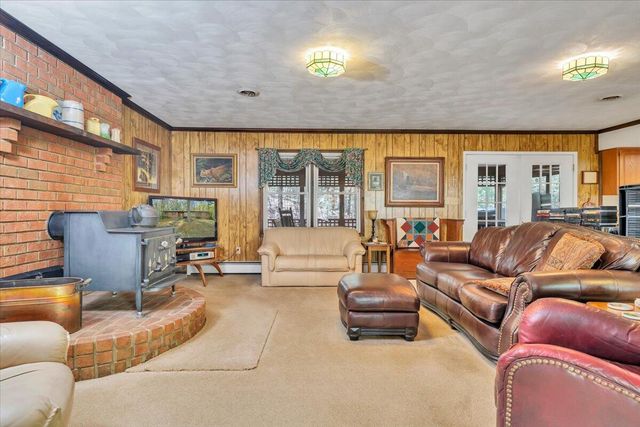 3878 Harborwood RD, Salem, VA 24153