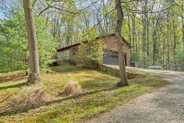 3878 Harborwood RD, Salem, VA 24153