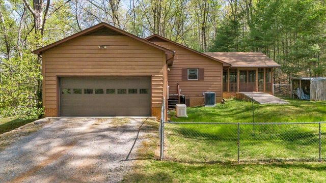 3878 Harborwood RD, Salem, VA 24153