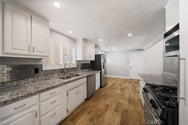 6113 Riverside, Rialto, CA 92377