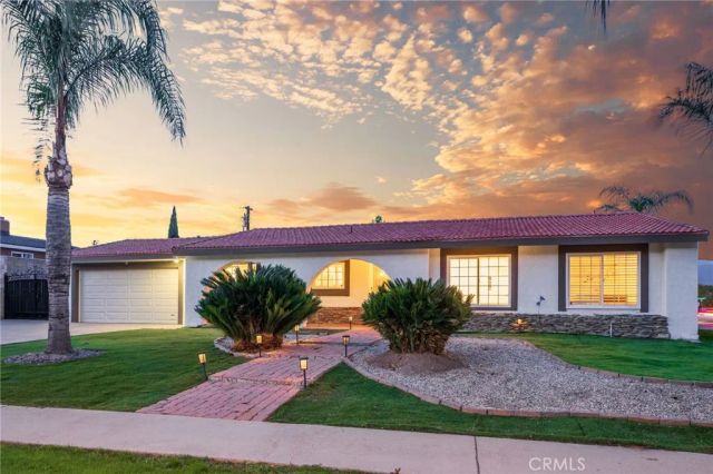 6113 Riverside, Rialto, CA 92377