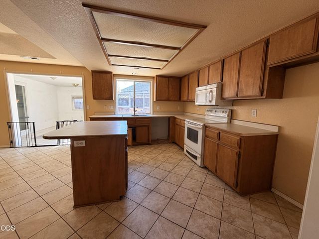 1106 Hampton Drive, Central Point, OR 97502