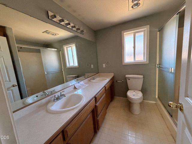 1106 Hampton Drive, Central Point, OR 97502