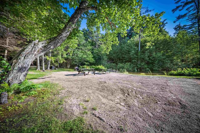 606 N Main Street, Wolfeboro, NH 03894