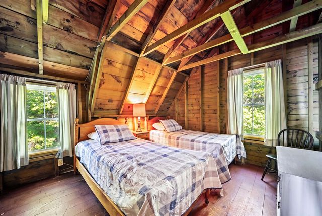 606 N Main Street, Wolfeboro, NH 03894