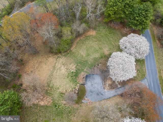 102 KNOXLYN FARM DR, Kennett Square, PA 19348