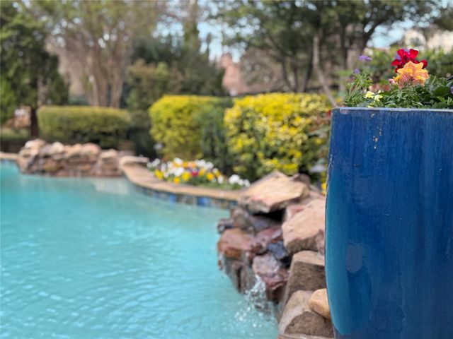 1008 Glen Chester Drive, Flower Mound, TX 75022