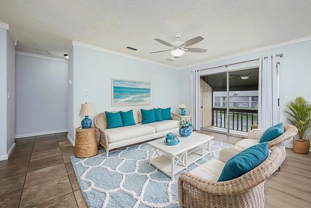 2608 HIDDEN LAKE DRIVE N C, Sarasota, FL 34237
