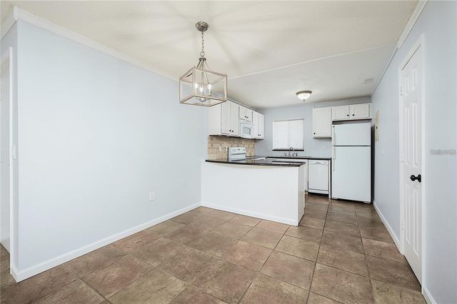 2608 HIDDEN LAKE DRIVE N C, Sarasota, FL 34237