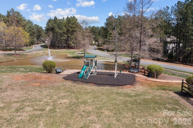 1036 Glade Spring Court, Belmont, NC 28012