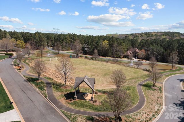 1036 Glade Spring Court, Belmont, NC 28012