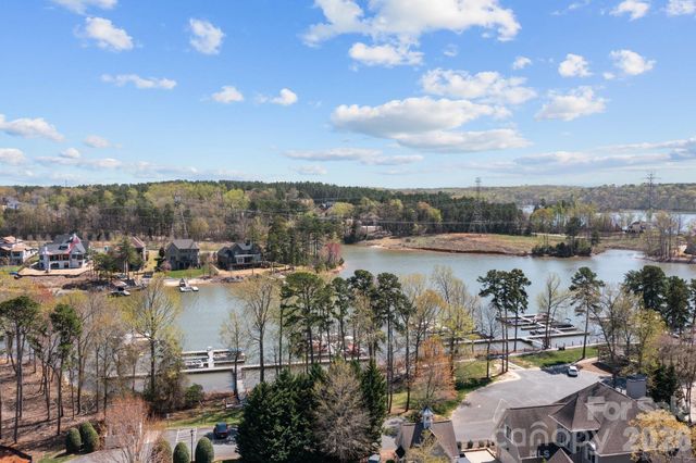 1036 Glade Spring Court, Belmont, NC 28012