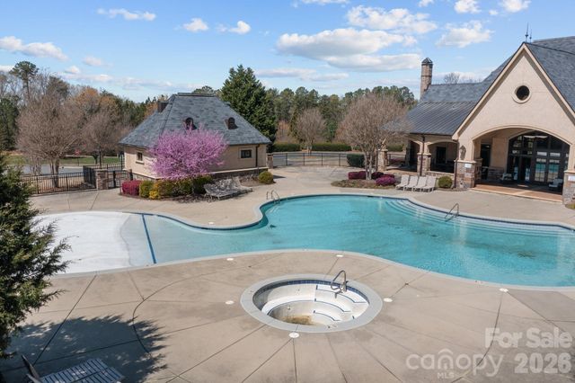 1036 Glade Spring Court, Belmont, NC 28012