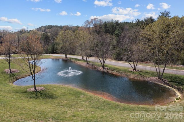 1036 Glade Spring Court, Belmont, NC 28012