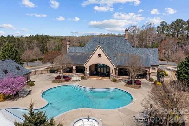 1036 Glade Spring Court, Belmont, NC 28012
