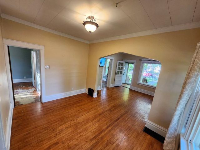 503 1st Street NE, Minot, ND 58703