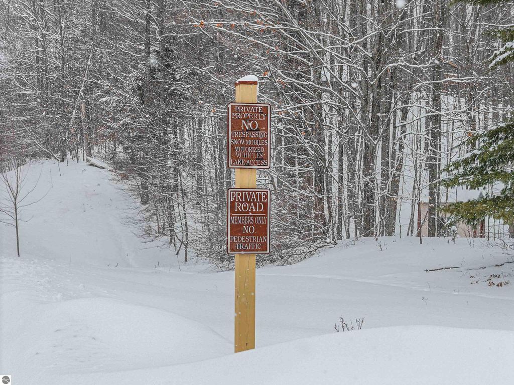 Image 14 of property listing at 11055 French Court, Williamsburg, MI 49690