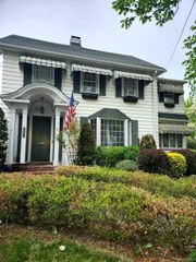 265 College Avenue, Staten Island, NY 10314