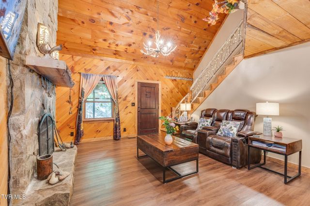 556 Underwood Springs Branch Road, Bluff City, TN 37618