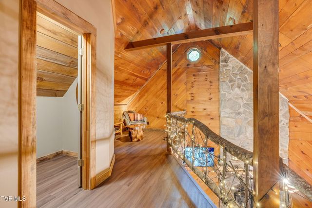 556 Underwood Springs Branch Road, Bluff City, TN 37618