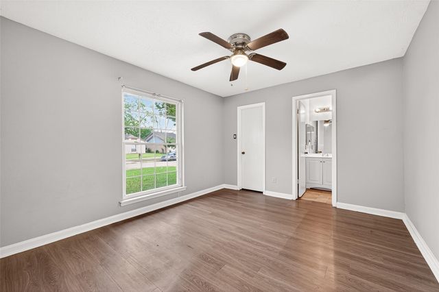 7222 Londres Drive, Houston, TX 77083