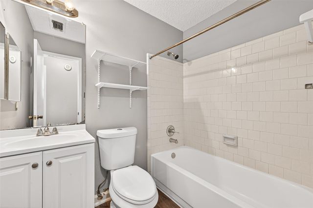 7222 Londres Drive, Houston, TX 77083