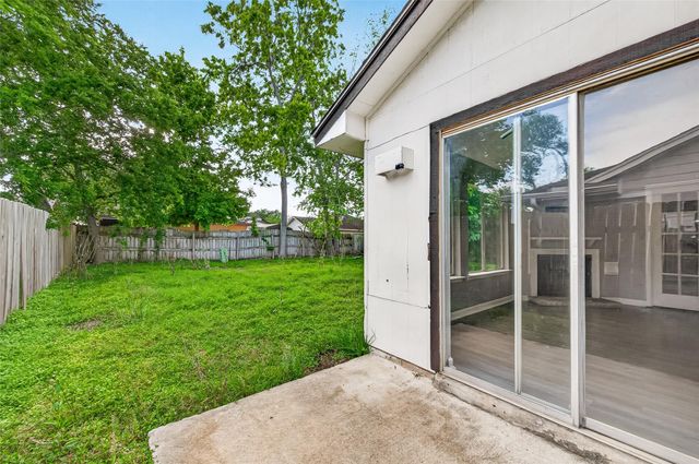 7222 Londres Drive, Houston, TX 77083